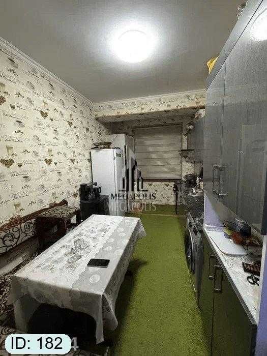 ARZON NARXDA Shayxul olam masjidi tarafDA 2 xonali kvartira sotiladi