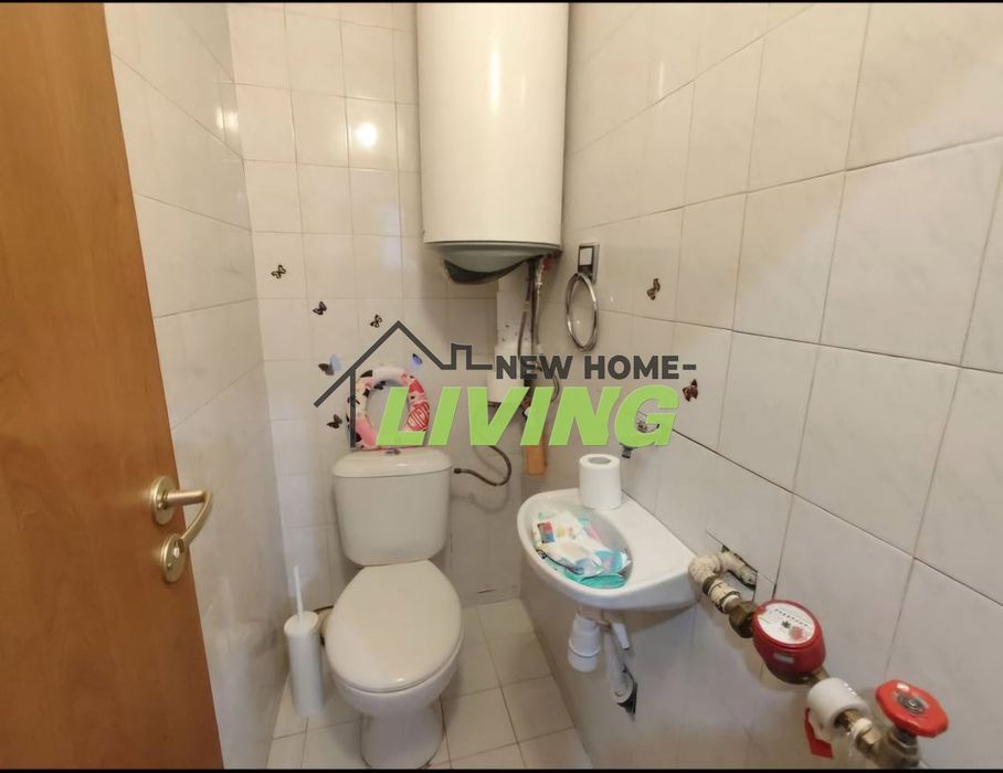 Продава се Тристаен апартамент в Пловдив, Южен - 98 кв.м за 2041 €/кв.м - Снимка #8