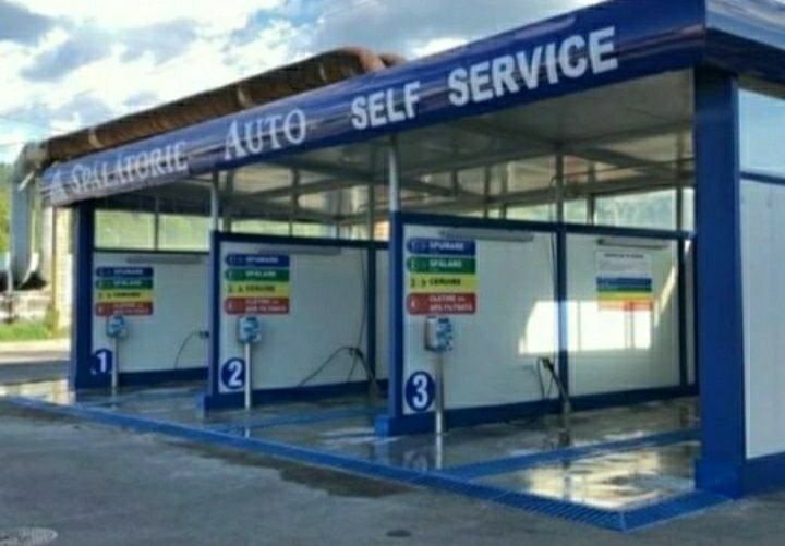 Vand spalatorie auto self de 3 boxe pe structura metalica