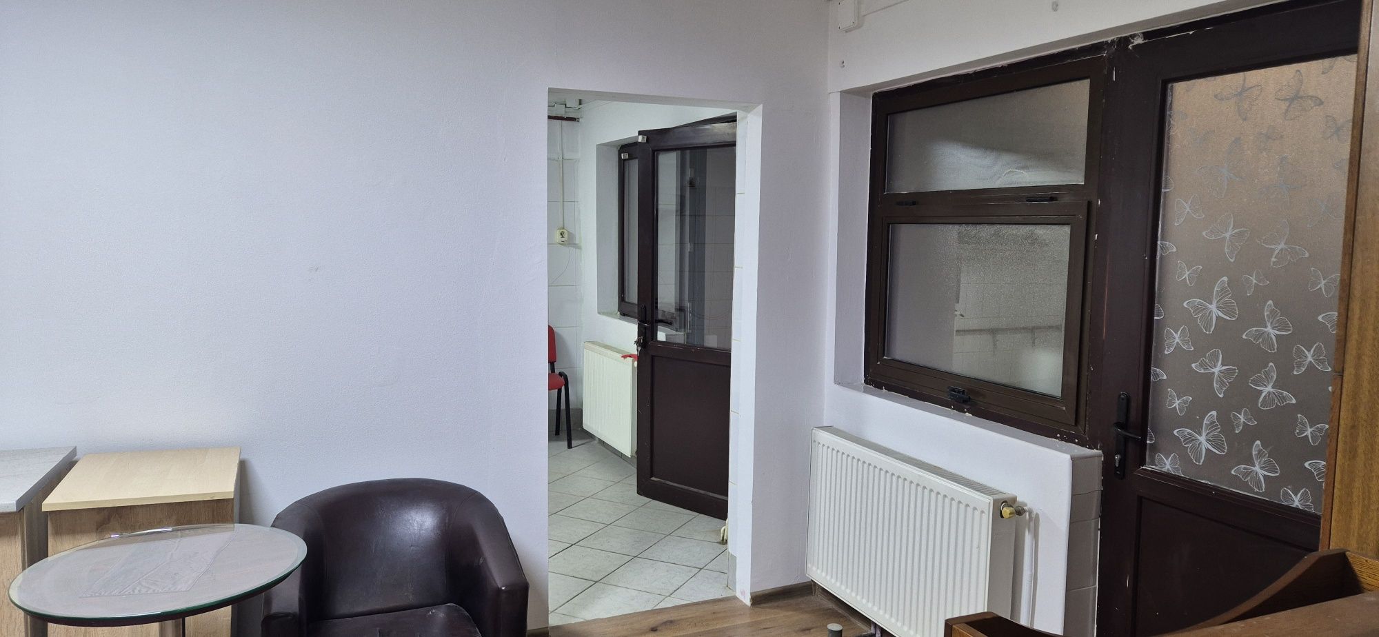 Proprietar inchiriez spatiu comercial