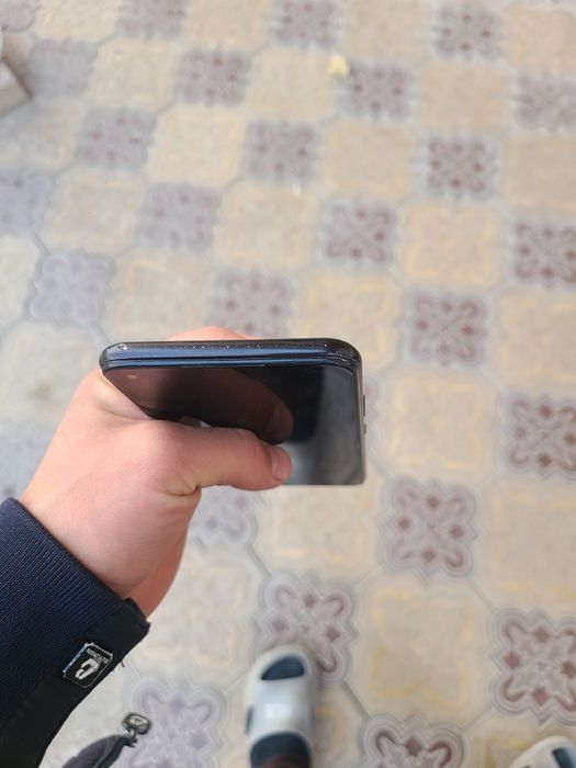 Infinix hot 10 [64gb]