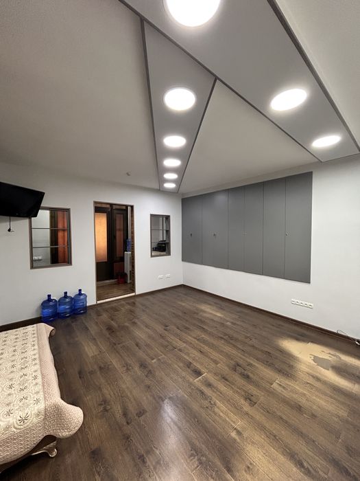 30м2 Офис ориентир метро Космонавтов