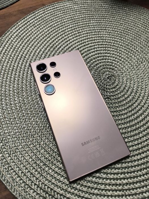 Продавам samsung 24 ultra