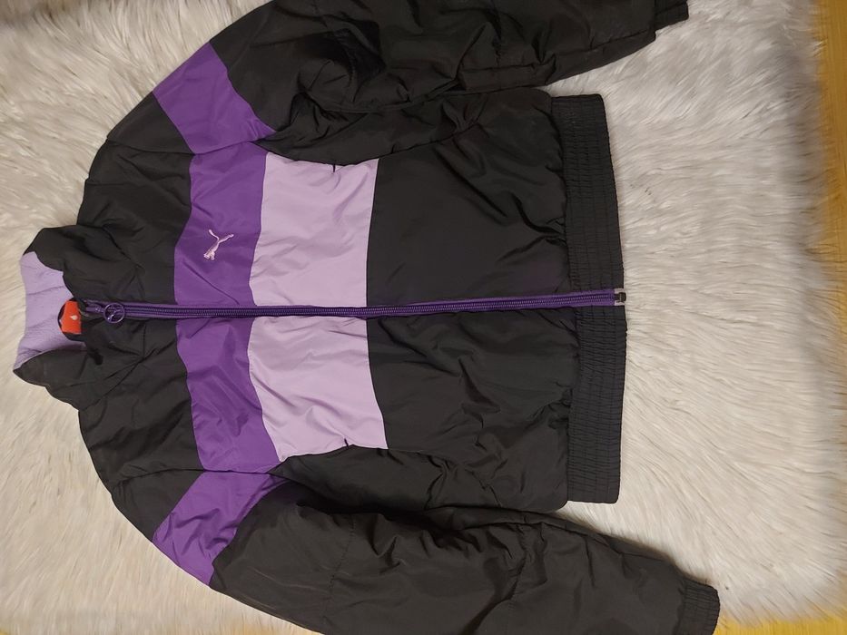 Vând geaca puma mărimea 140