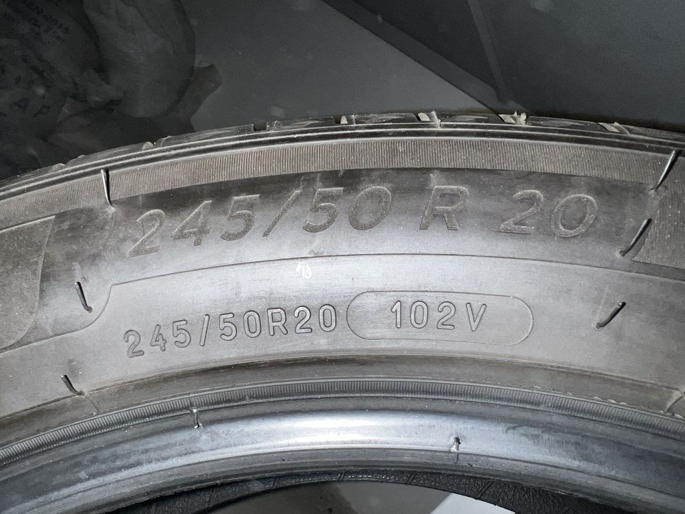 Продаю шины Michelin, комплект летние 245/50/20 (стояли на палисаде)