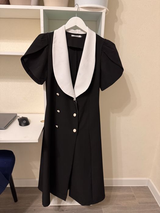 Көйлектер сатылады .  .