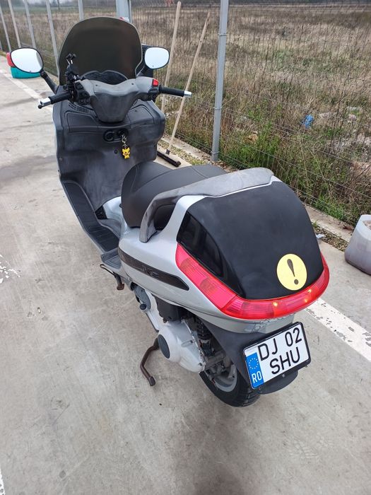 Piaggio X8 150cc