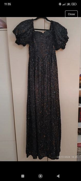 Rochie de seara, nepurtata
