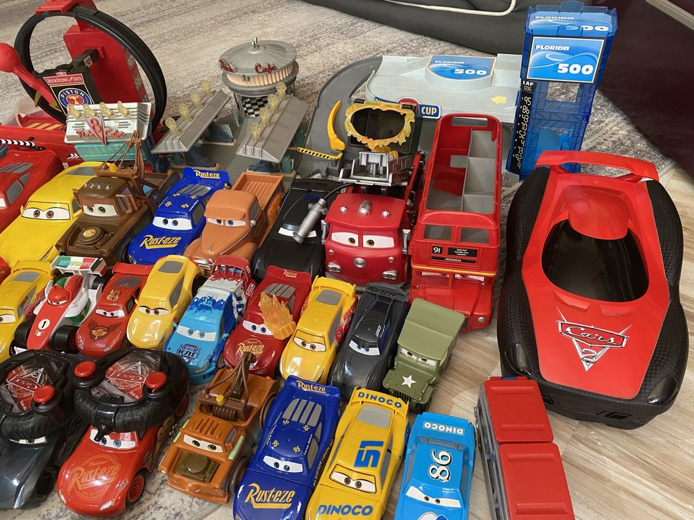 Jucarii disney cars