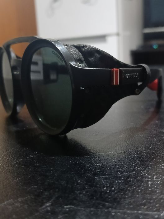 Продавам Carrera 5046