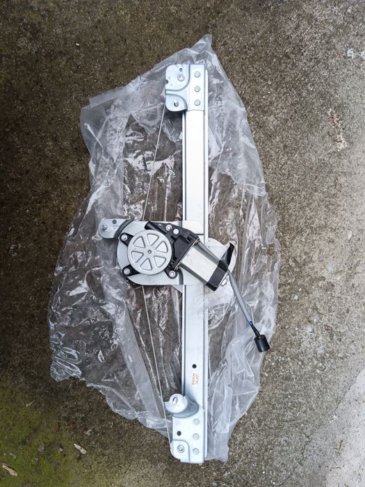 Macara electrica fata, sofer, logan 1