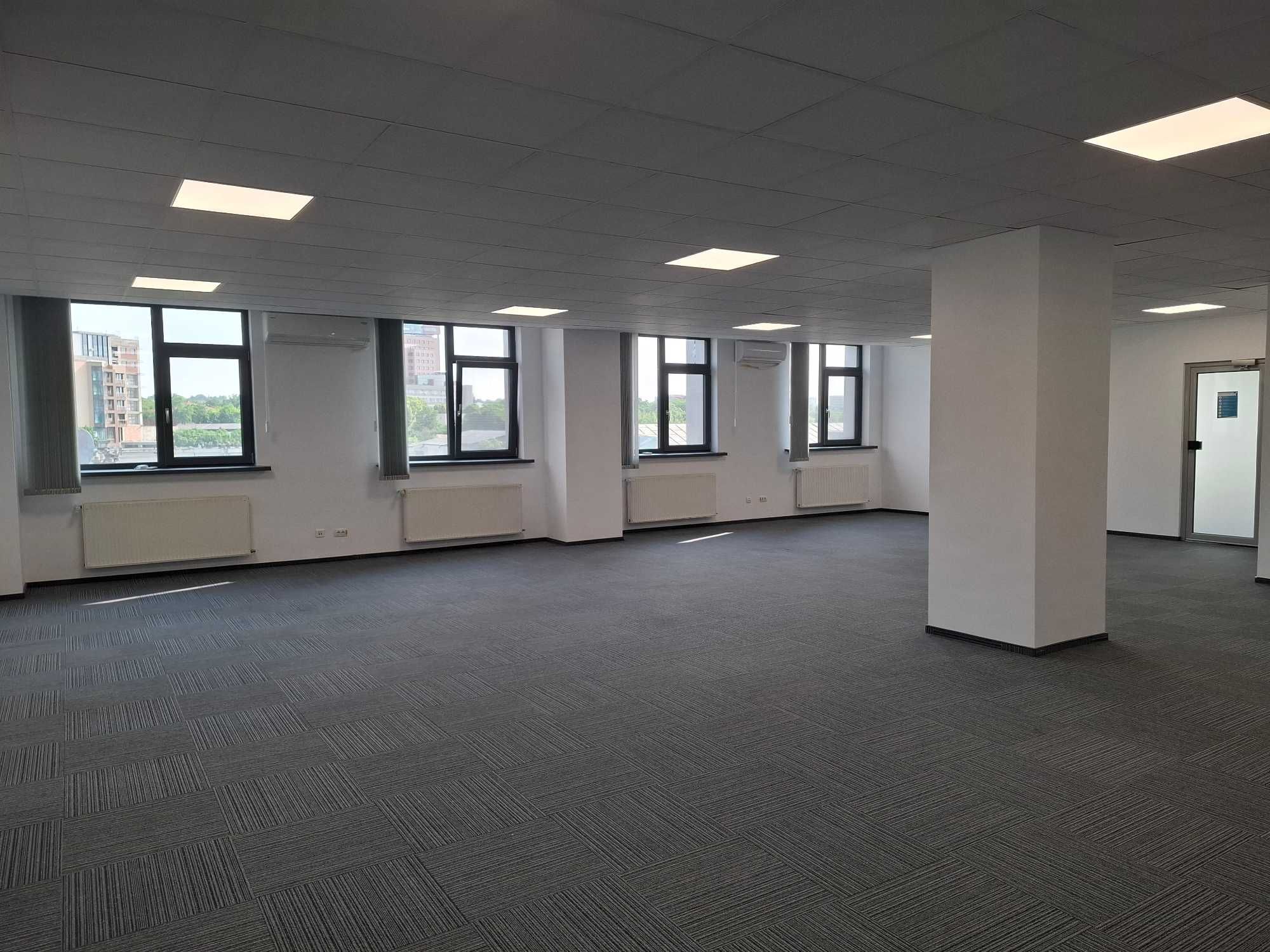 Spatiu birouri Solomon S Office, 372 m2,vis a vis de Palas
