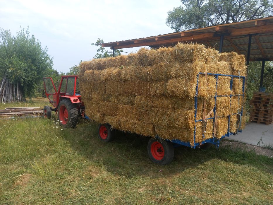 Baloti de vanzare