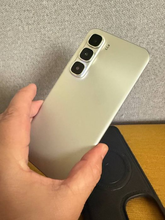 Infinix hot 60 pro plus 8/256