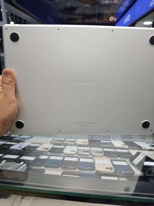 MacBook Pro M1 Pro
LLA M1pro
LLA M1pro