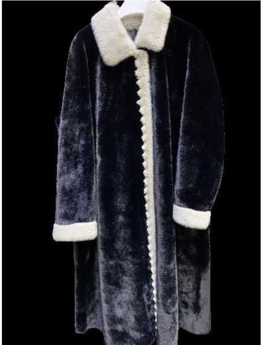 Продам шубу новую