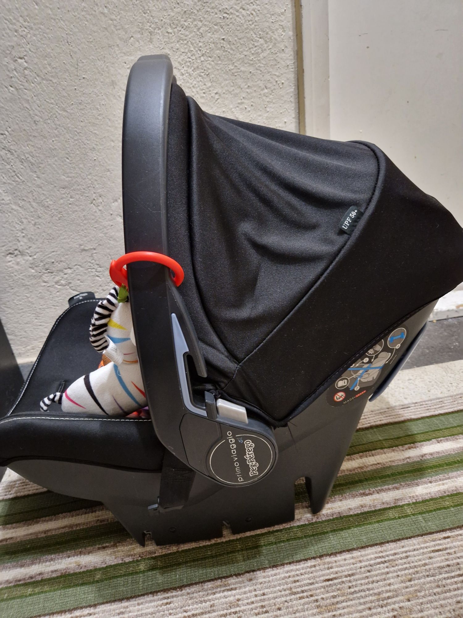 Количка Peg Perego Book Plus S 3в1 и Isofix база за автомобил