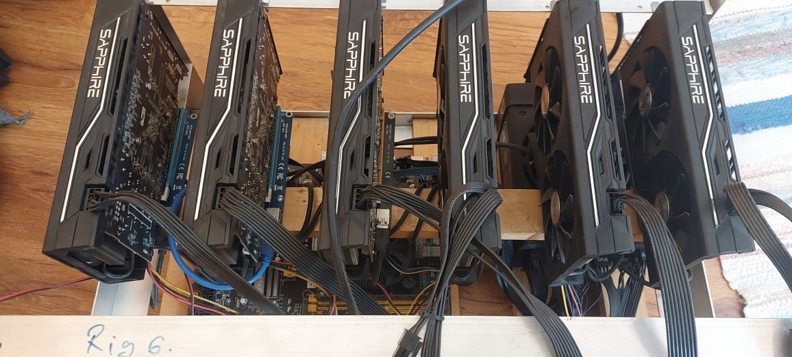 Vând MINING RIG 6 placi