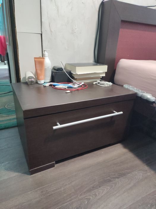 Pat tapitat+ somiera+ saltea+husa+noptiere 160x200 Mobexpert