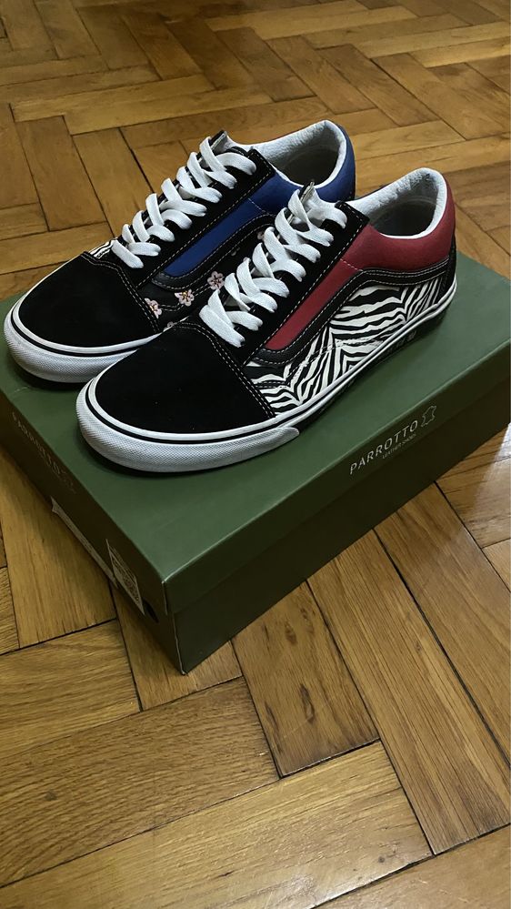 Vans Old Skool Korean Typography