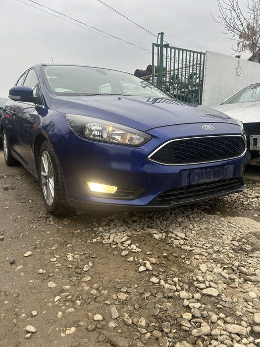 Bară față, capotă, faruri, trager, aripi, faruri Ford Focus 3 Facelift