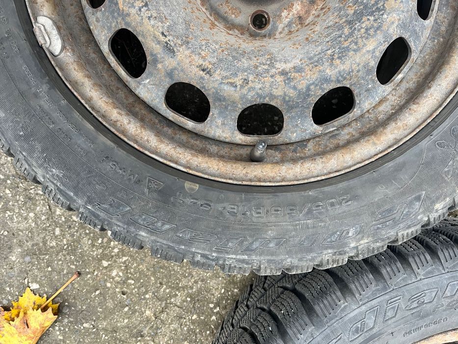 Зимни гуми с джанти 205/55R16 за Audi, VW, Seat, Skoda
