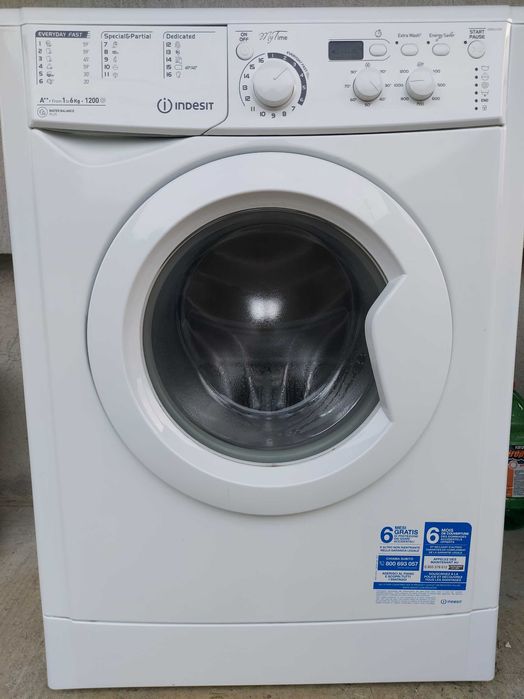Masina de splat INDESIT EWSD 612552