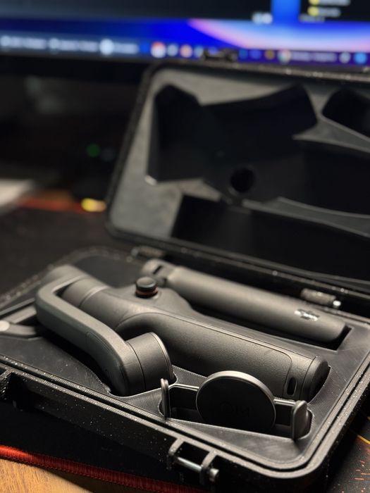 Vand DJI Osmo Mobile 6 Sistem de Stabilizare pentru Smartphone