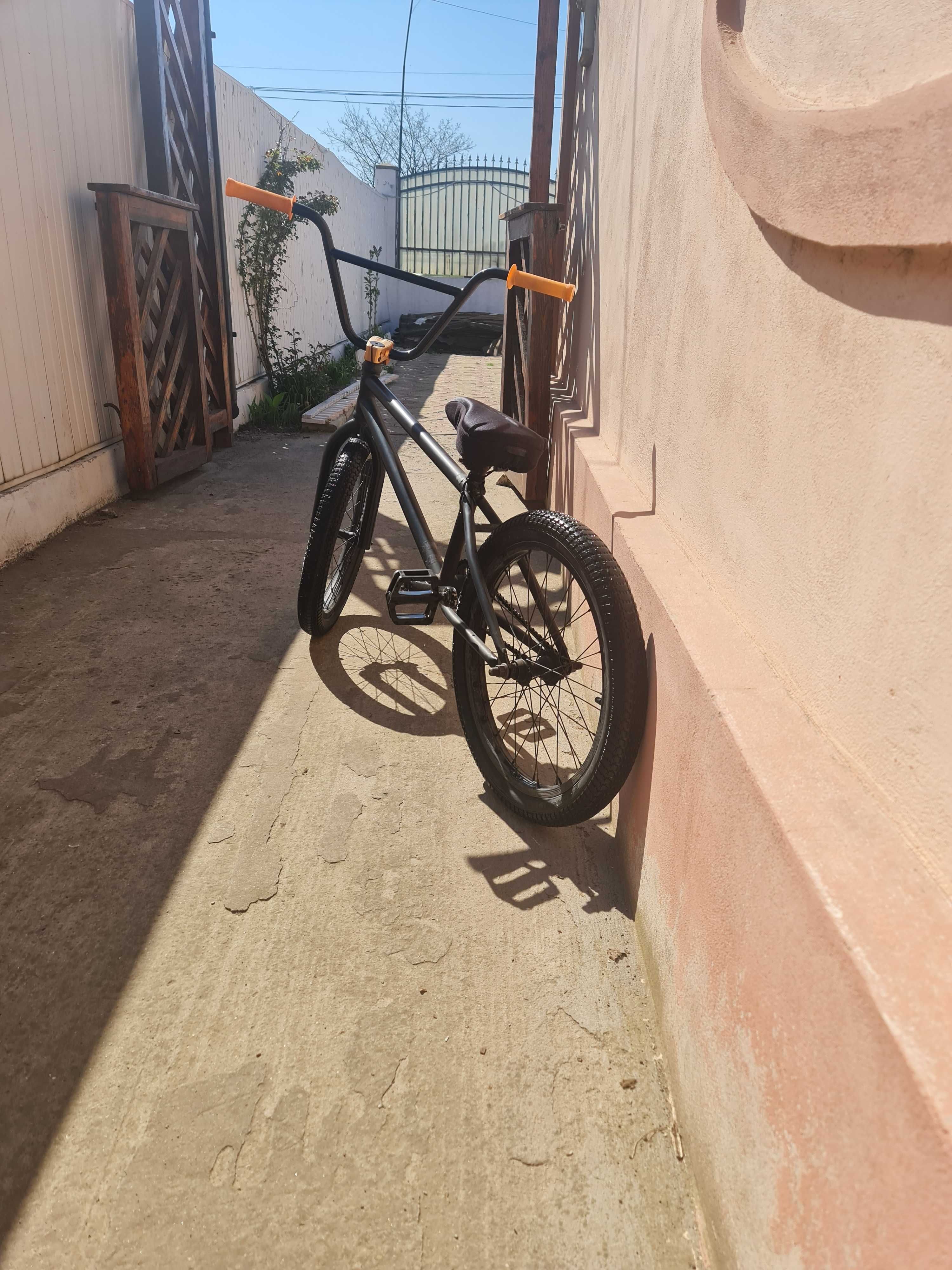 Bicicleta bmx de scheme