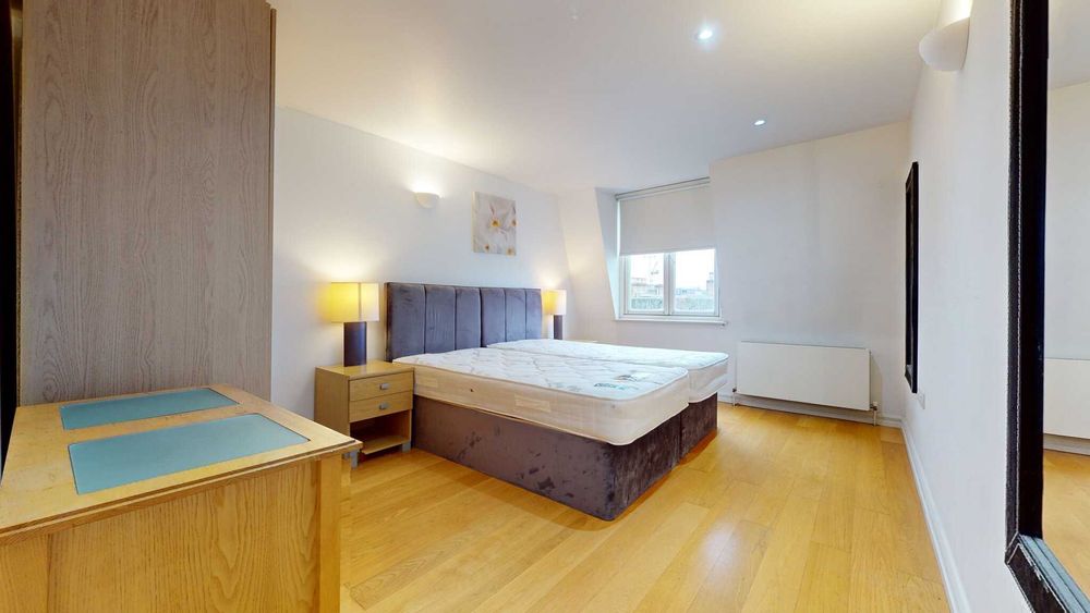 Дава се под наем Двустаен апартамент в София, Център - 62 кв.м за 401.88 € - Снимка #1