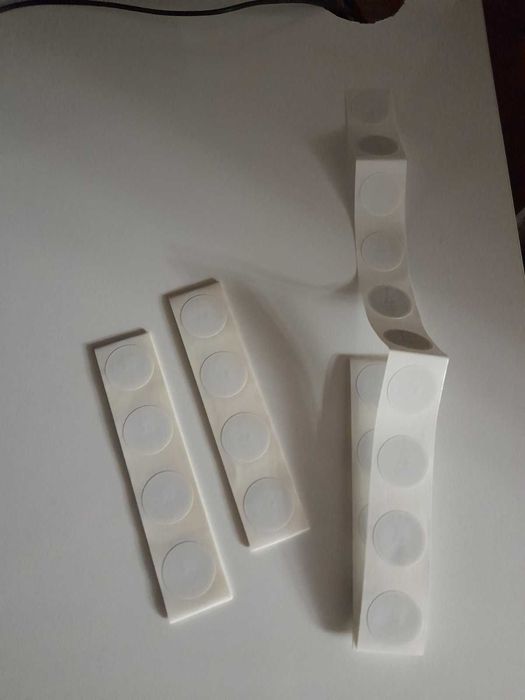 Самозалепваща безконтактна чип карта - стикер 13,56 MHz NTAG213