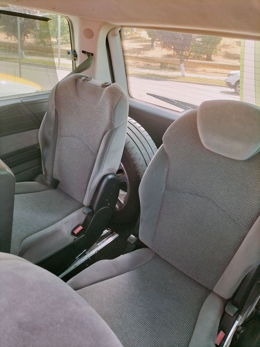 Peugeot 807 7 locuri