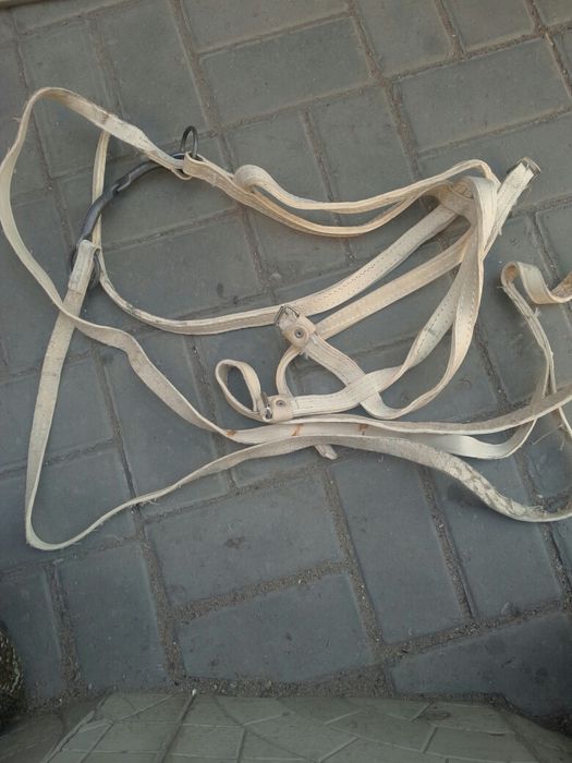 Продам уздечку,недоуздок