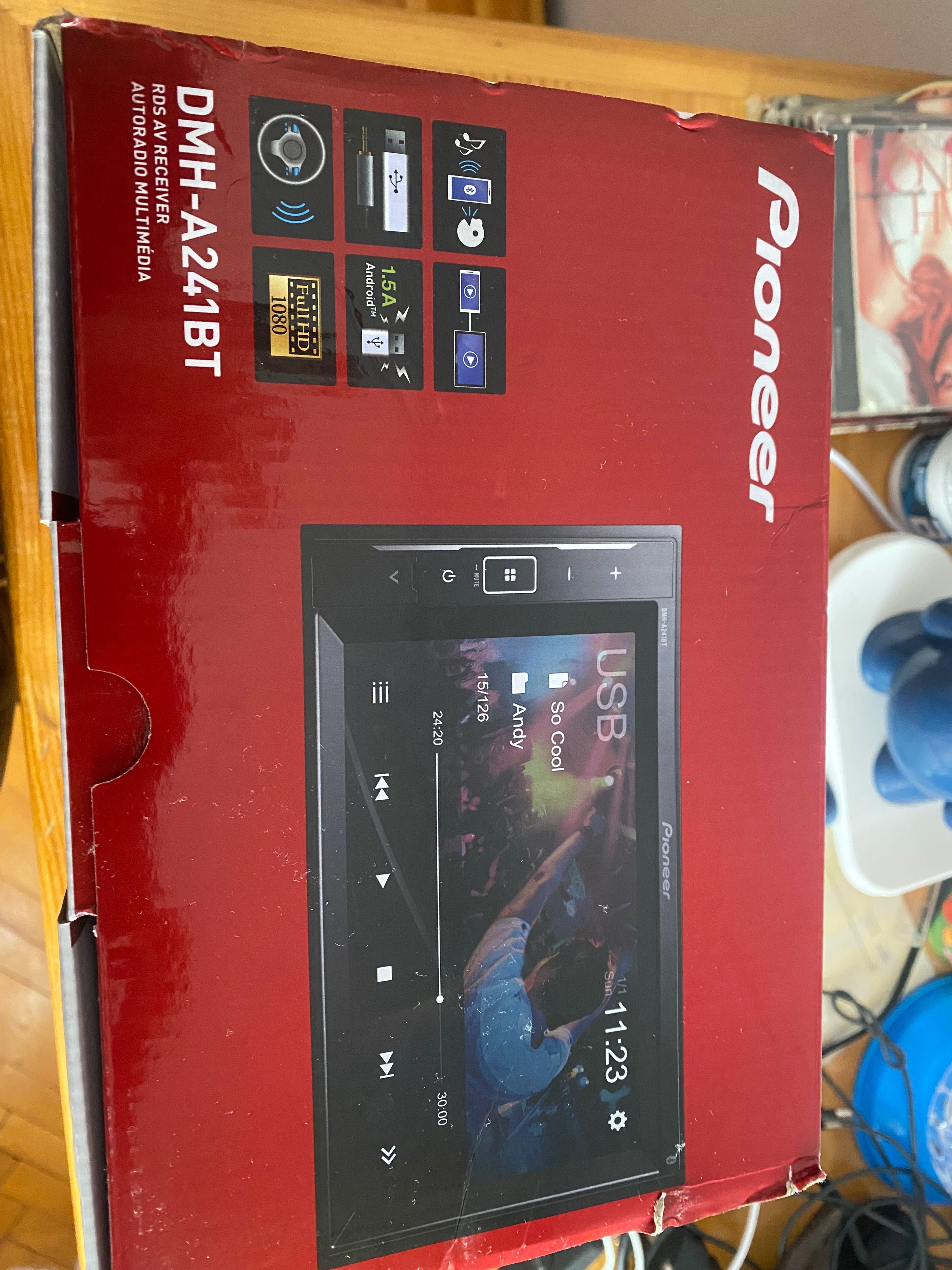 Pioneer Car Audio System (Bluetooth/USB/WiFi/GPS) 6.2"