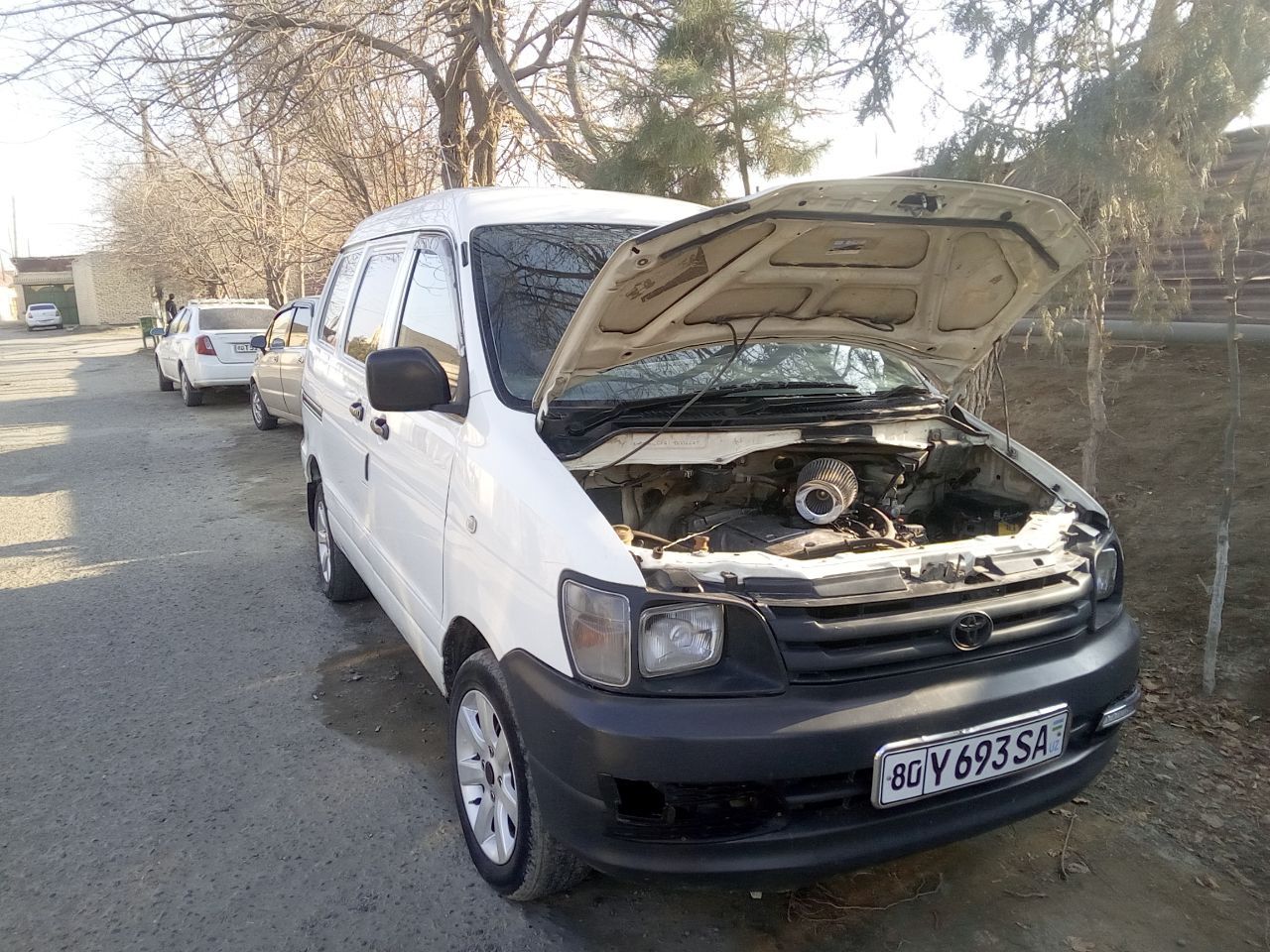 Tayota tavnays miniven 8kishilik