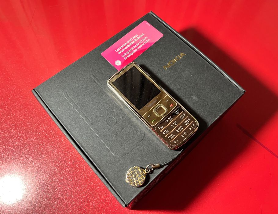 Öp Nokia 6700 Classic Gold Edition