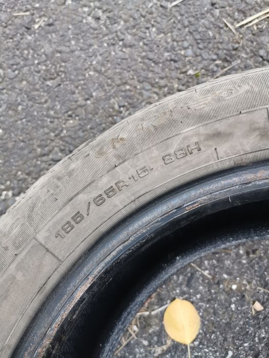 2бр зимни гуми Debica 185/65/15 дот1322