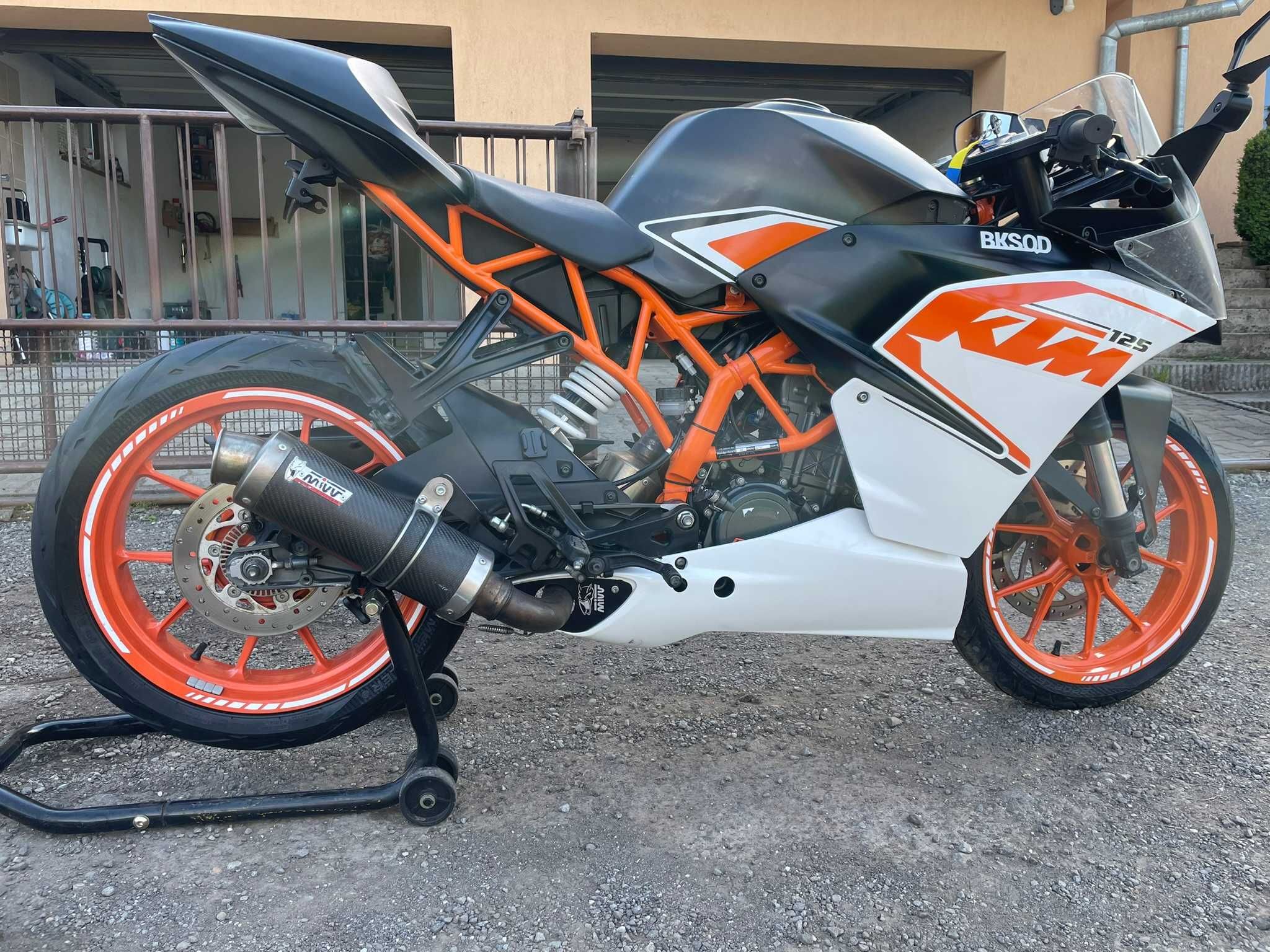 KTM RC 125 ABS 2016 A1