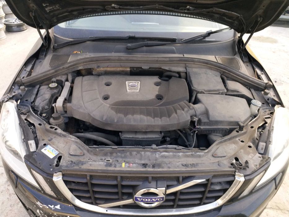 Motor Volvo S60 V60 V70 Xc70 Xc60 2.4D Euro5 Cod Motor: D5244T11