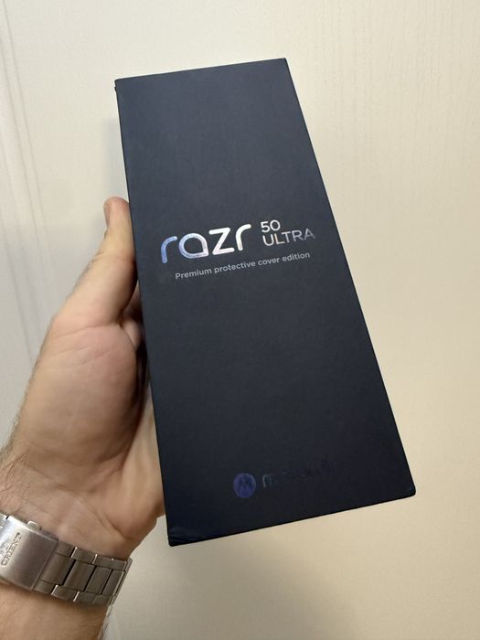 Motorola Razr 50 Ultra, 12Gb/512Gb, Sigilat