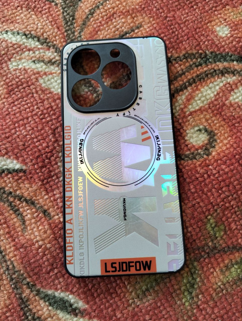 Tecno Spark 20 sotiladi
