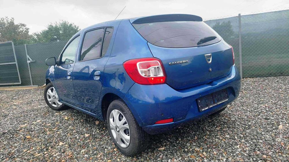 Dacia SANDERO an 2015 0.9 benzina 90 cai EURO 5 NAVI