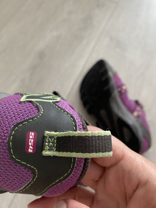 Sandale new balance marime 35 interior 22 cm