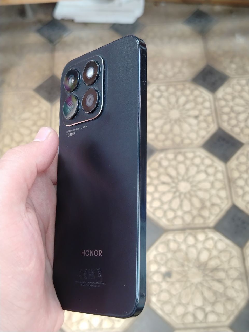 HONOR          X8B