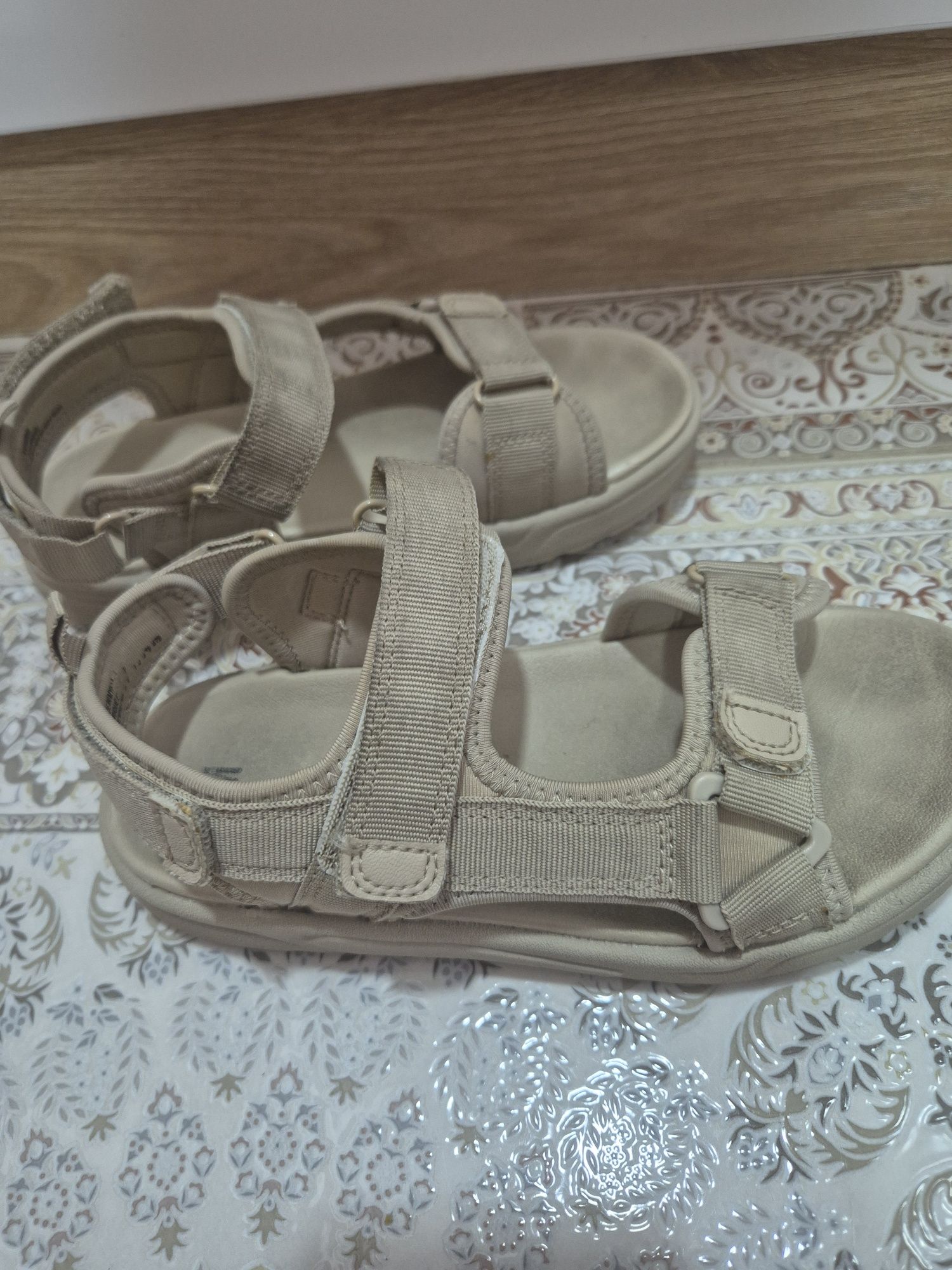 Босоножки детские