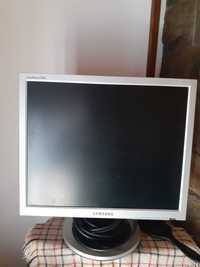 Монитор Samsung 920N 19 инча LCD