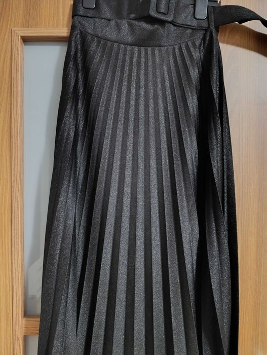 Fusta midi plisata