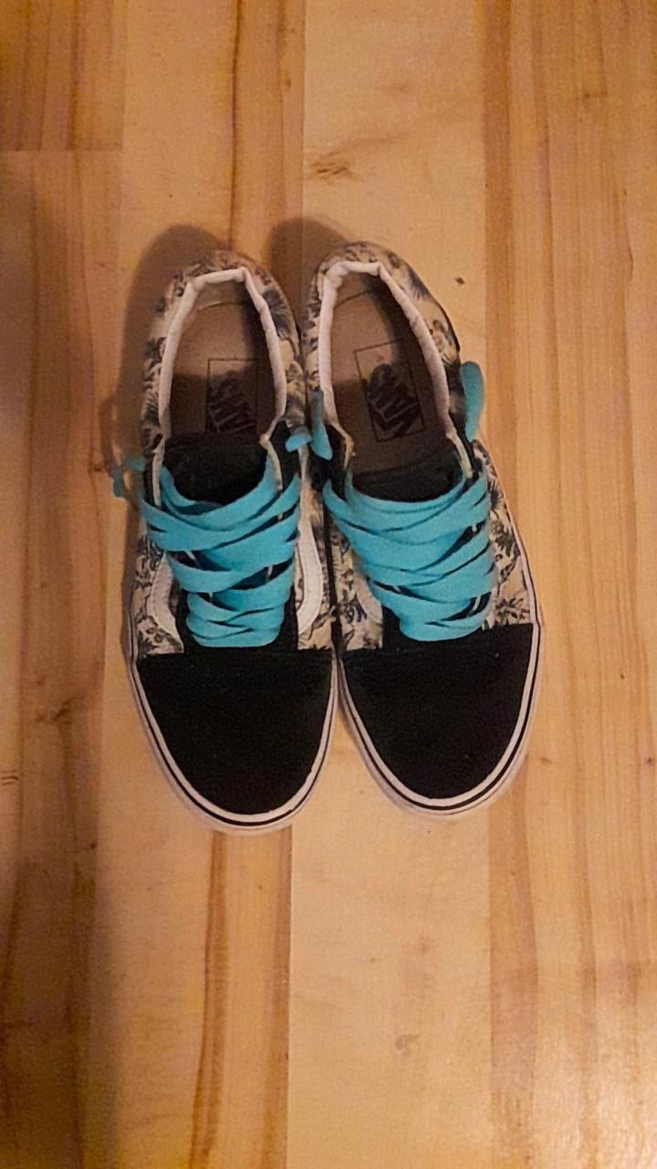 Vand vans unisex, aproape noi