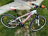 bicicleta CUBE  fete 7-12 ani