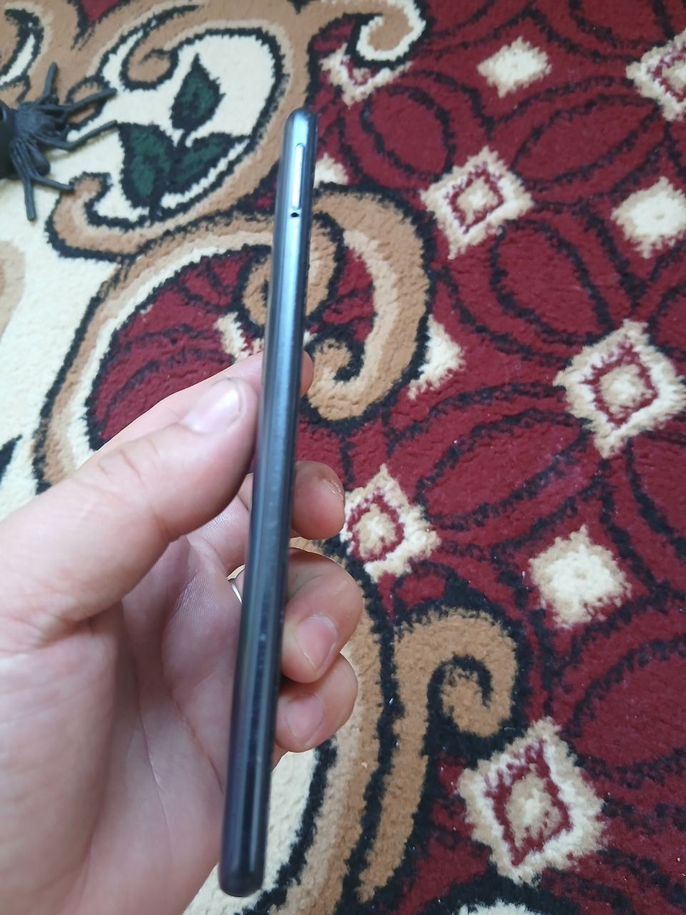 Samsung a51 sotiladi
